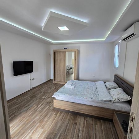 Apartman Tolosi Подгорица Экстерьер фото